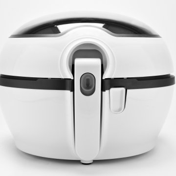 air fryers white black